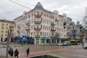 Maison Blanche Kyiv city center